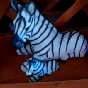 Vintage Global Art Harvey Knox Kingdom